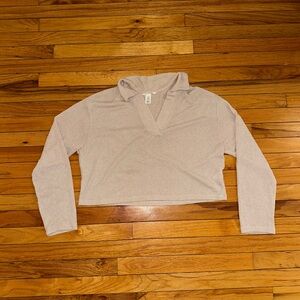 H&M Cream Long Sleeve Crop Top